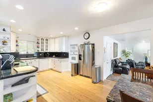 1717 Olympia Ct, Napa, CA 94558 - Photo 2