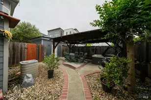 176 Valley Oak Dr, Napa, CA 94558 - Photo 16