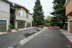 176 Valley Oak Dr, Napa, CA 94558 - Photo 56