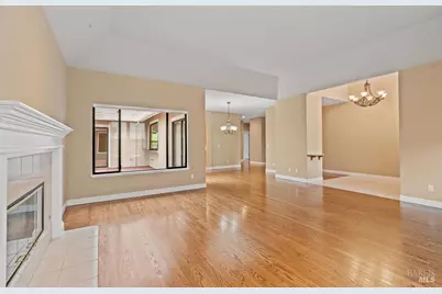 6283 Meadowbreeze Court, Santa Rosa, CA 95409 - Photo 16