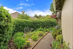 6252 Meadowstone Dr, Santa Rosa, CA 95409 - Photo 4