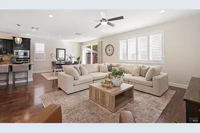 237 Juneau Drive, Vacaville, CA 95687 - Photo 2