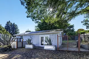 8813 Petaluma Hill Rd, Penngrove, CA 94951 - Photo 6