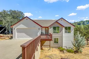 19331 Moon Ridge Rd, Hidden Valley Lake, CA 95467 - Photo 2