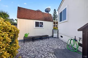 10 Shamrock Cir, Santa Rosa, CA 95403 - Photo 32