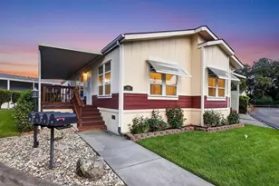 10 Shamrock Cir, Santa Rosa, CA 95403 - Photo 2