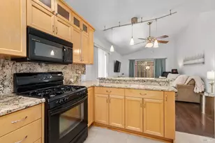 2533 Sam Dr, Santa Rosa, CA 95403 - Photo 8