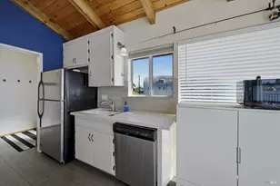 13319 Lakeshore Dr, Clearlake, CA 95422 - Photo 12