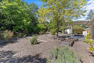 417 Deerfield Cir, Santa Rosa, CA 95409 - Photo 34