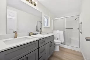 42 Redwing Dr, Santa Rosa, CA 95409 - Photo 22