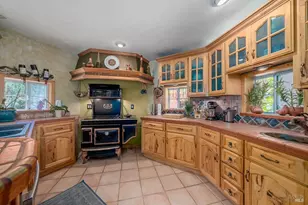 19400 Scenic Dr, Redwood Valley, CA 95470 - Photo 14