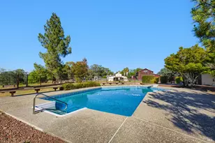4445 Peaceful Glen Rd, Vacaville, CA 95688 - Photo 54