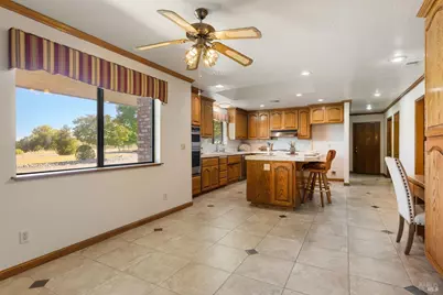 4445 Peaceful Glen Road, Vacaville, CA 95688 - Photo 12