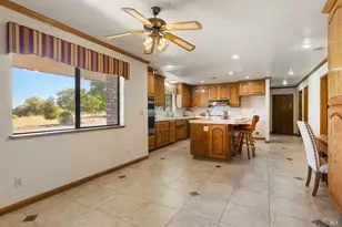 4445 Peaceful Glen Rd, Vacaville, CA 95688 - Photo 12