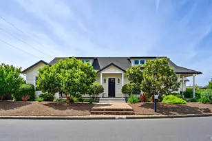 4551 Brighton Dr, Santa Rosa, CA 95403 - Photo 2