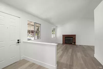 567 Shannon Drive, Vacaville, CA 95688 - Photo 2