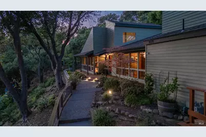 572 Montecito Boulevard, Napa, CA 94559 - Photo 2