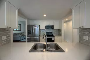1600 Moraga Dr, Fairfield, CA 94534 - Photo 6