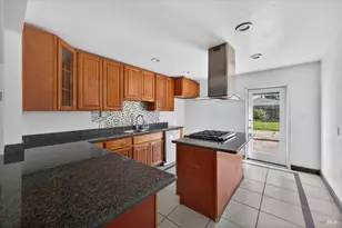 1048 San Clemente Dr, Santa Rosa, CA 95404 - Photo 10