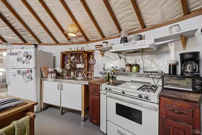 6400 Scotts Valley Road, Lakeport, CA 95453 - Photo 14