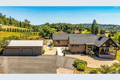 1750 Crystal Springs Court, Santa Rosa, CA 95404 - Photo 2
