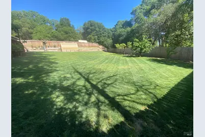 1725 E Madrone Drive, Ukiah, CA 95482 - Photo 24
