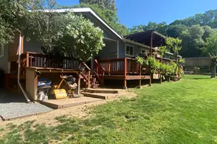 1725 E Madrone Dr, Ukiah, CA 95482 - Photo 28