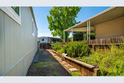 38 Del Rey Drive, Vacaville, CA 95687 - Photo 34