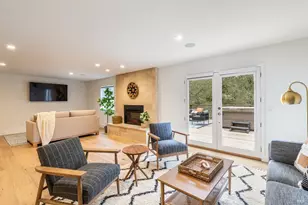 695 Chiquita Rd, Healdsburg, CA 95448 - Photo 14