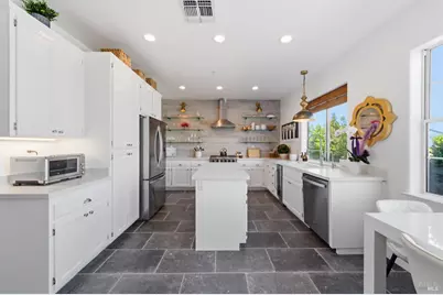 66 S Newport Drive, Napa, CA 94559 - Photo 28