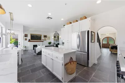 66 S Newport Drive, Napa, CA 94559 - Photo 32