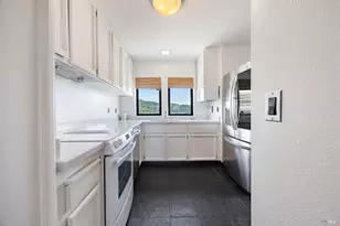 363 Headlands Ct, Sausalito, CA 94965 - Photo 6