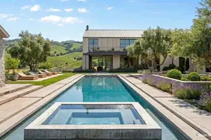 2955 Herzog Dr, Petaluma, CA 94954 - Photo 2
