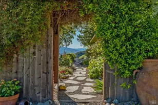 1455 Oak Knoll Rd, Ukiah, CA 95482 - Photo 2