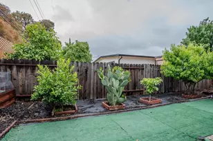 536 San Dimas St, Fairfield, CA 94533 - Photo 22