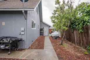 536 San Dimas St, Fairfield, CA 94533 - Photo 24