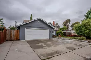 536 San Dimas St, Fairfield, CA 94533 - Photo 2