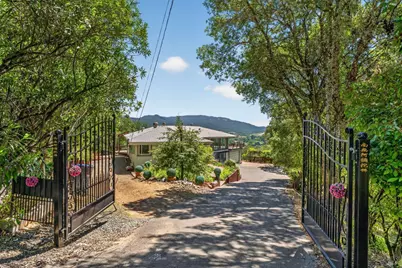 891 Isola Way, Ukiah, CA 95482 - Photo 2
