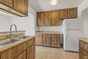 1565 Parkway Dr, Rohnert Park, CA 94928 - Photo 12