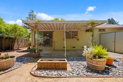 513 Myrtle Avenue, Rohnert Park, CA 94928 - Photo 32