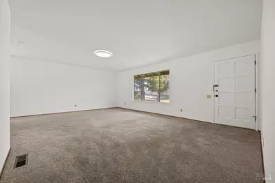 513 Myrtle Avenue, Rohnert Park, CA 94928 - Photo 2