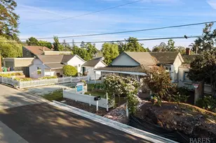 407 Pine St, Capitola, CA 95010 - Photo 26