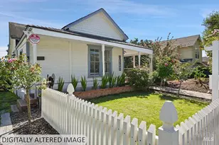 407 Pine St, Capitola, CA 95010 - Photo 2