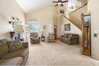 105 William Circle, Cloverdale, CA 95425 - Photo 2