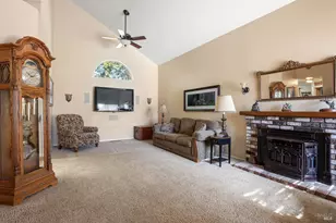 105 William Cir, Cloverdale, CA 95425 - Photo 4