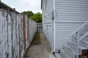2880 Gaynor Ave, Richmond, CA 94804 - Photo 10