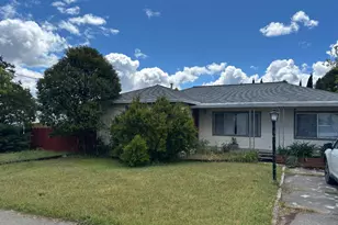 489 Cochrane Ave, Ukiah, CA 95482 - Photo 2