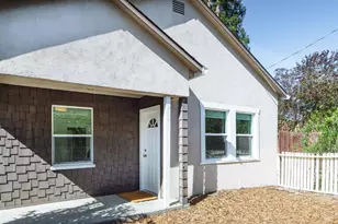 52 Eastman Ln, Petaluma, CA 94952 - Photo 2