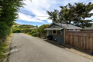 10591 Pacific Ave, Jenner, CA 95450 - Photo 16