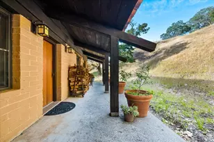 27650 River Rd, Cloverdale, CA 95425 - Photo 34